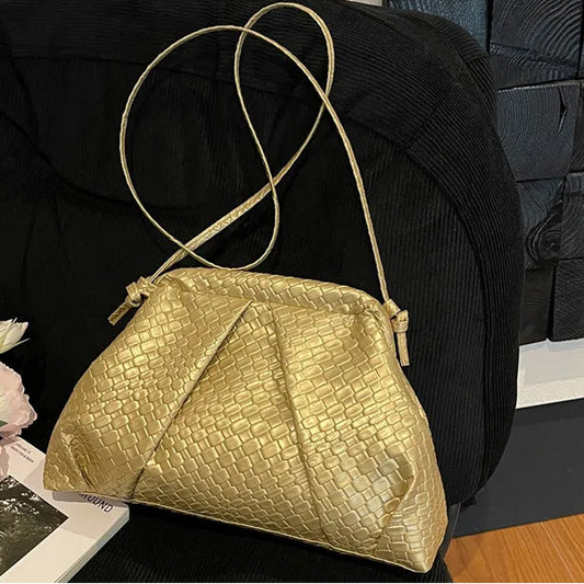 Serpentine Weave Hobo