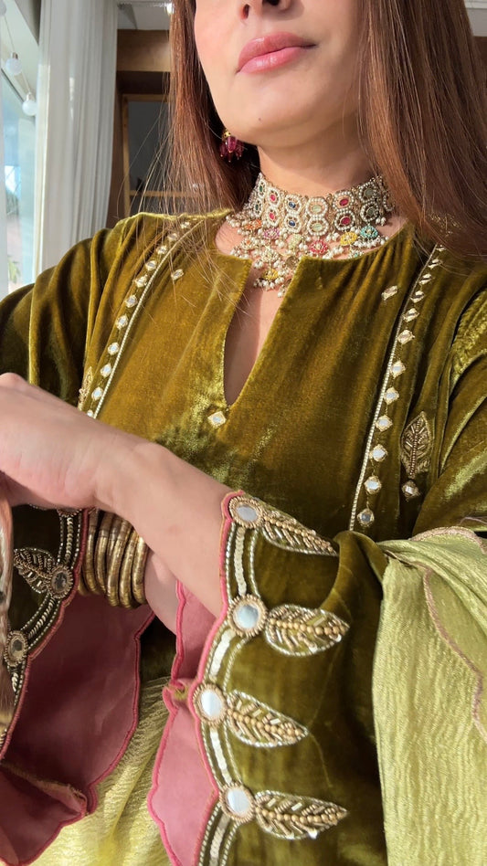 OLIVE SILK VELVET SET
