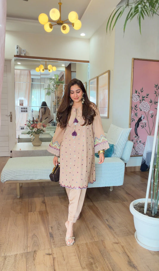 BEIGE MIRROR EMBROIDERED SET