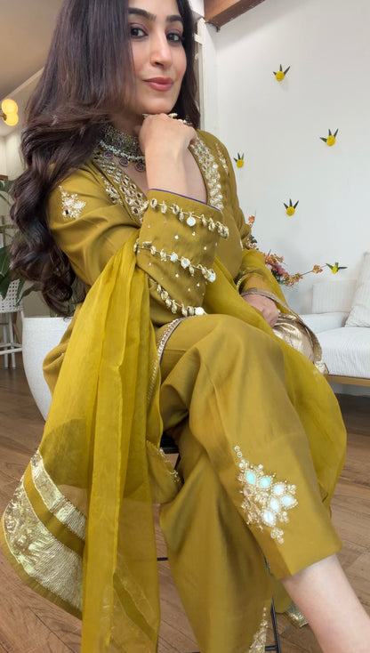Pure Silk Mirror embroidery set