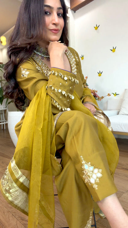 Pure Silk Mirror embroidery set