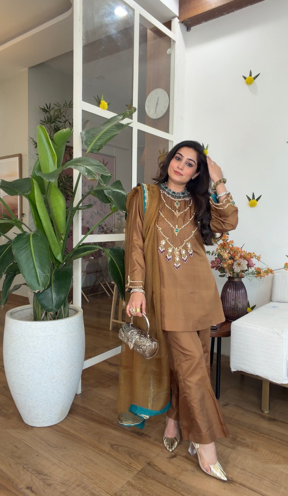 Jewel Silk set in Gold brown