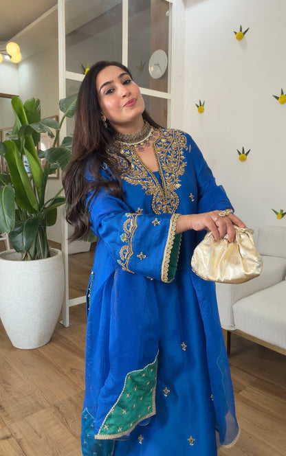 Blue emerald silk set