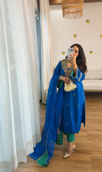Blue emerald silk set