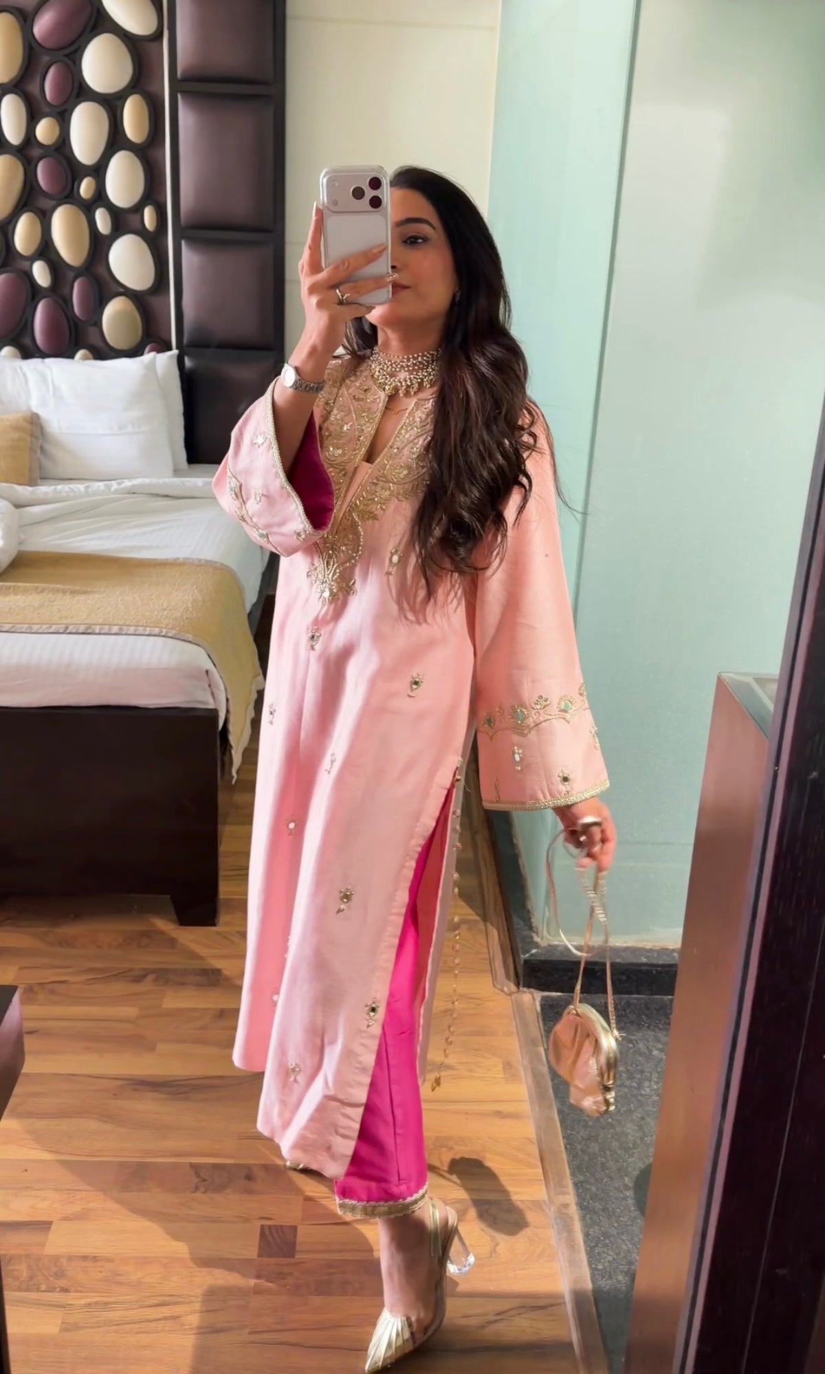Gul-e-Rang Kurta Set