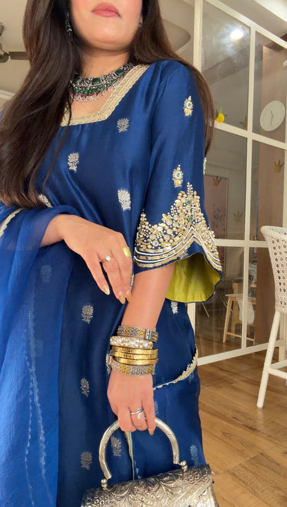 Blue Mirror set