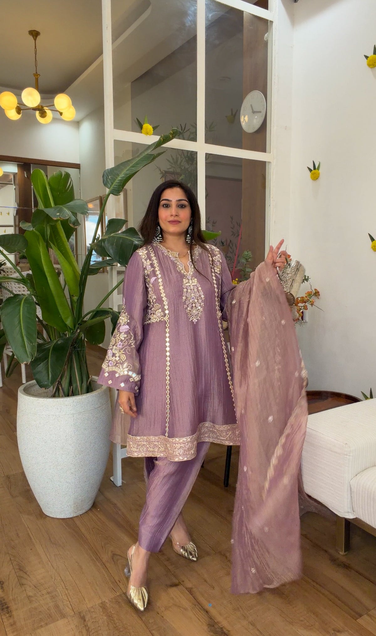 Mauve Mirror set