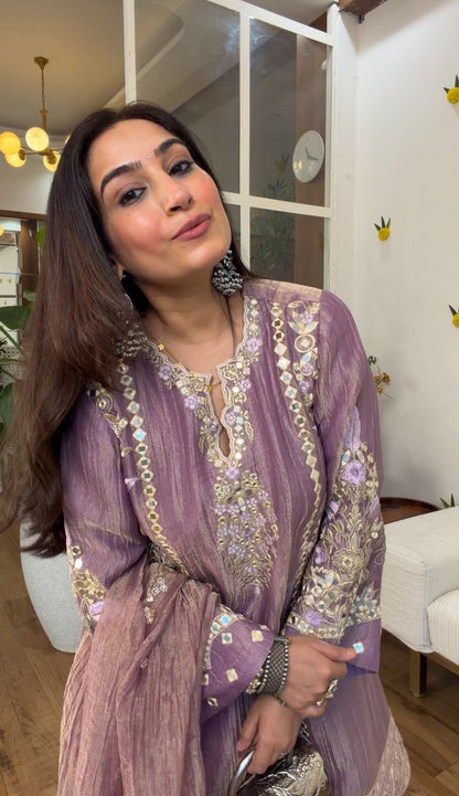 Mauve Mirror set
