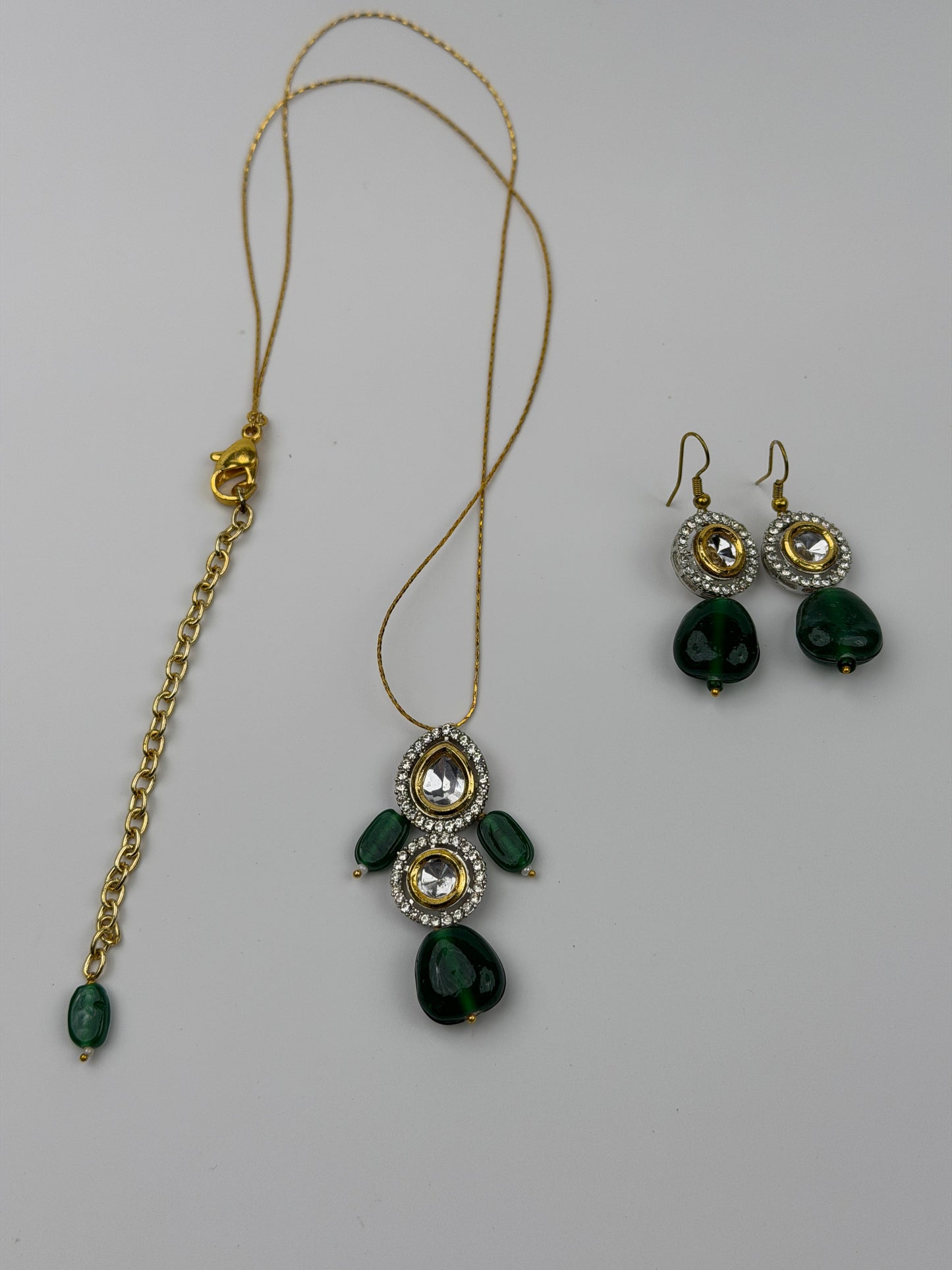 Emerald Solitaire Pendant Set