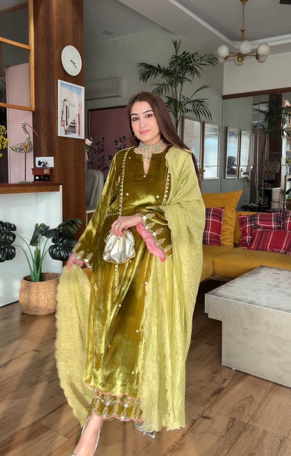OLIVE SILK VELVET SET