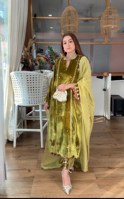 OLIVE SILK VELVET SET