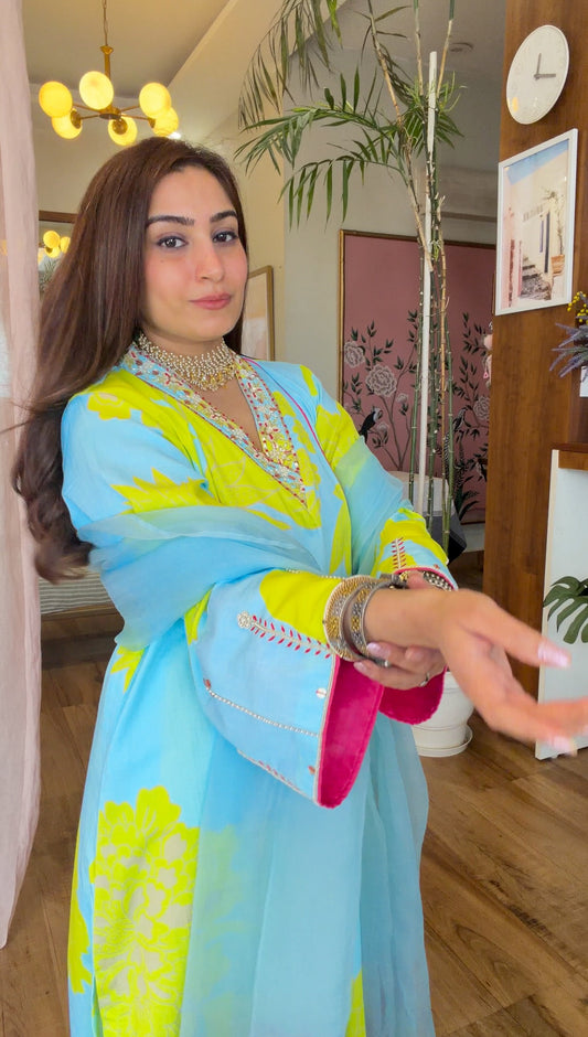 SKY BLOOM KURTA SET