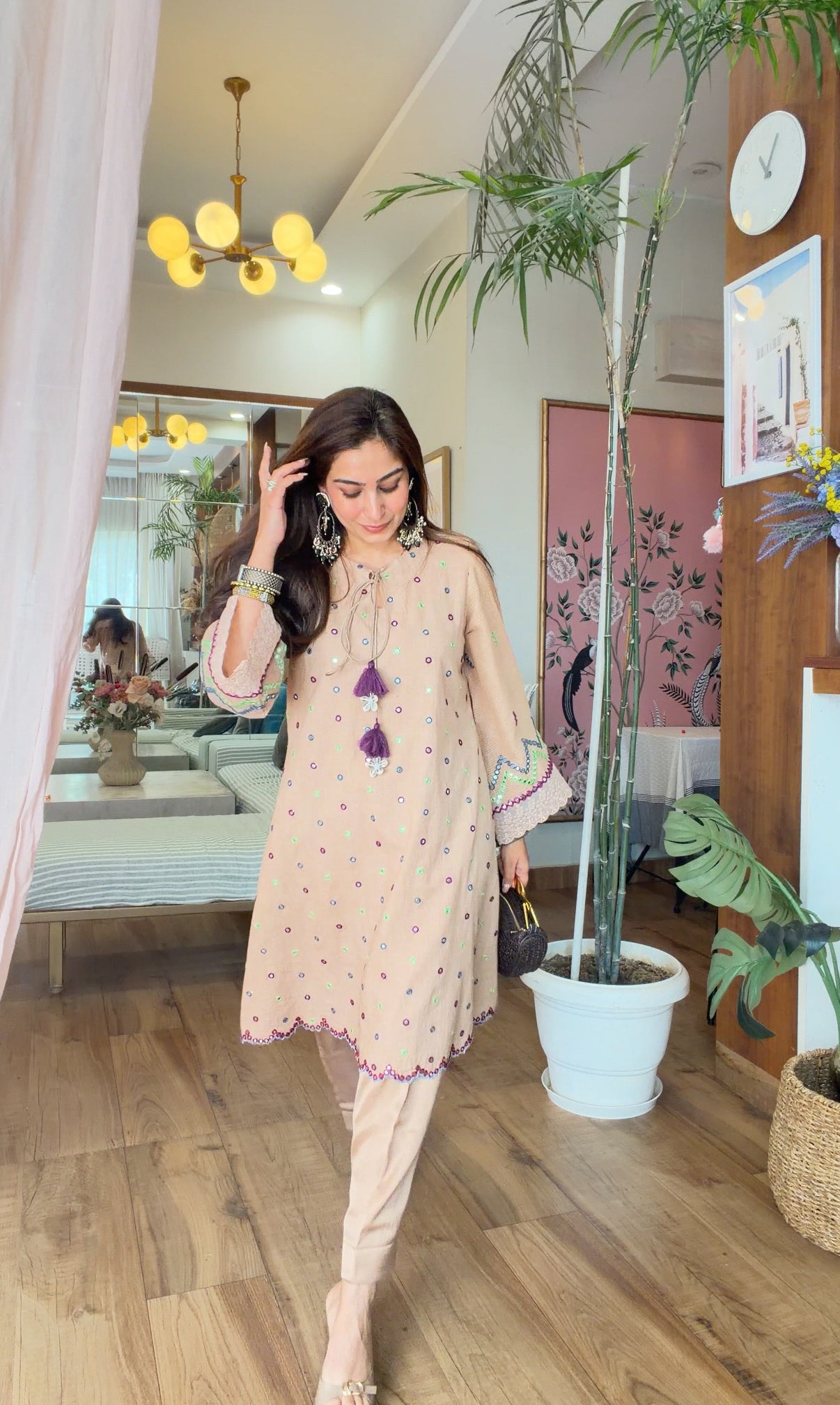 BEIGE MIRROR EMBROIDERED SET