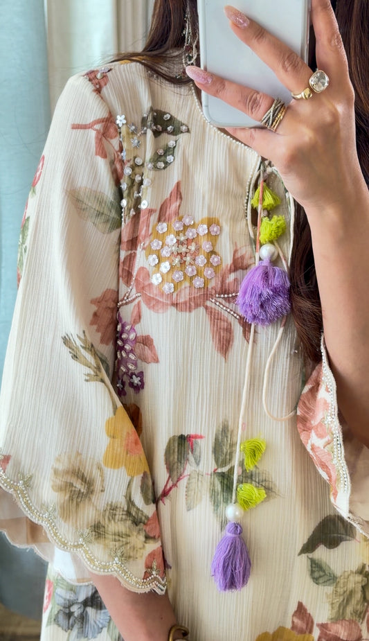 Ivory Bloom Anti-Fit Kurta Set