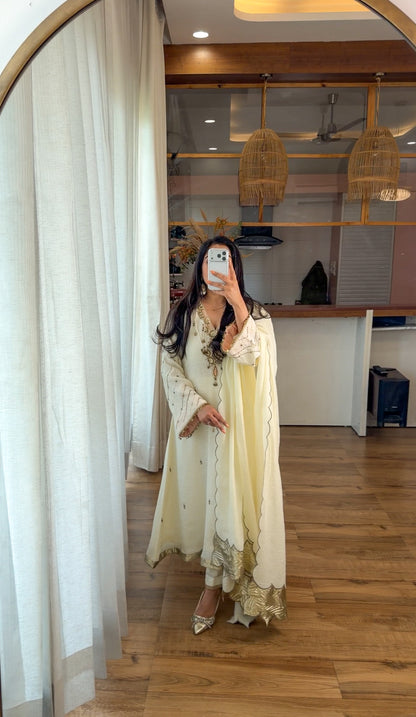 Ivory Coin&Sequin Embroidered Kurta Set