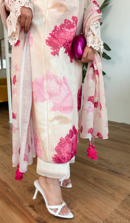 Ivory Peony set