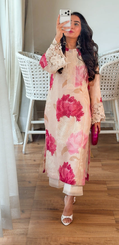 Ivory Peony set