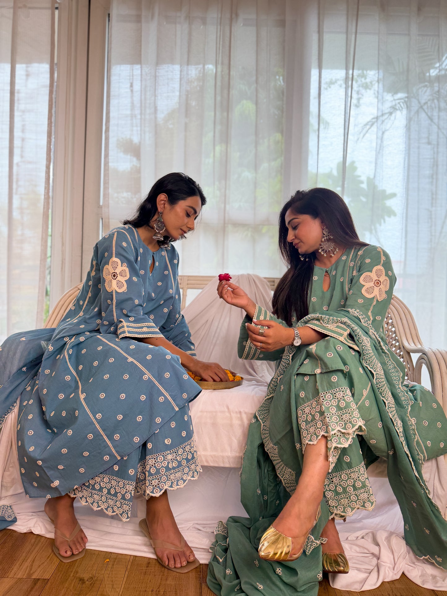 Embroidered flower applique kurta set