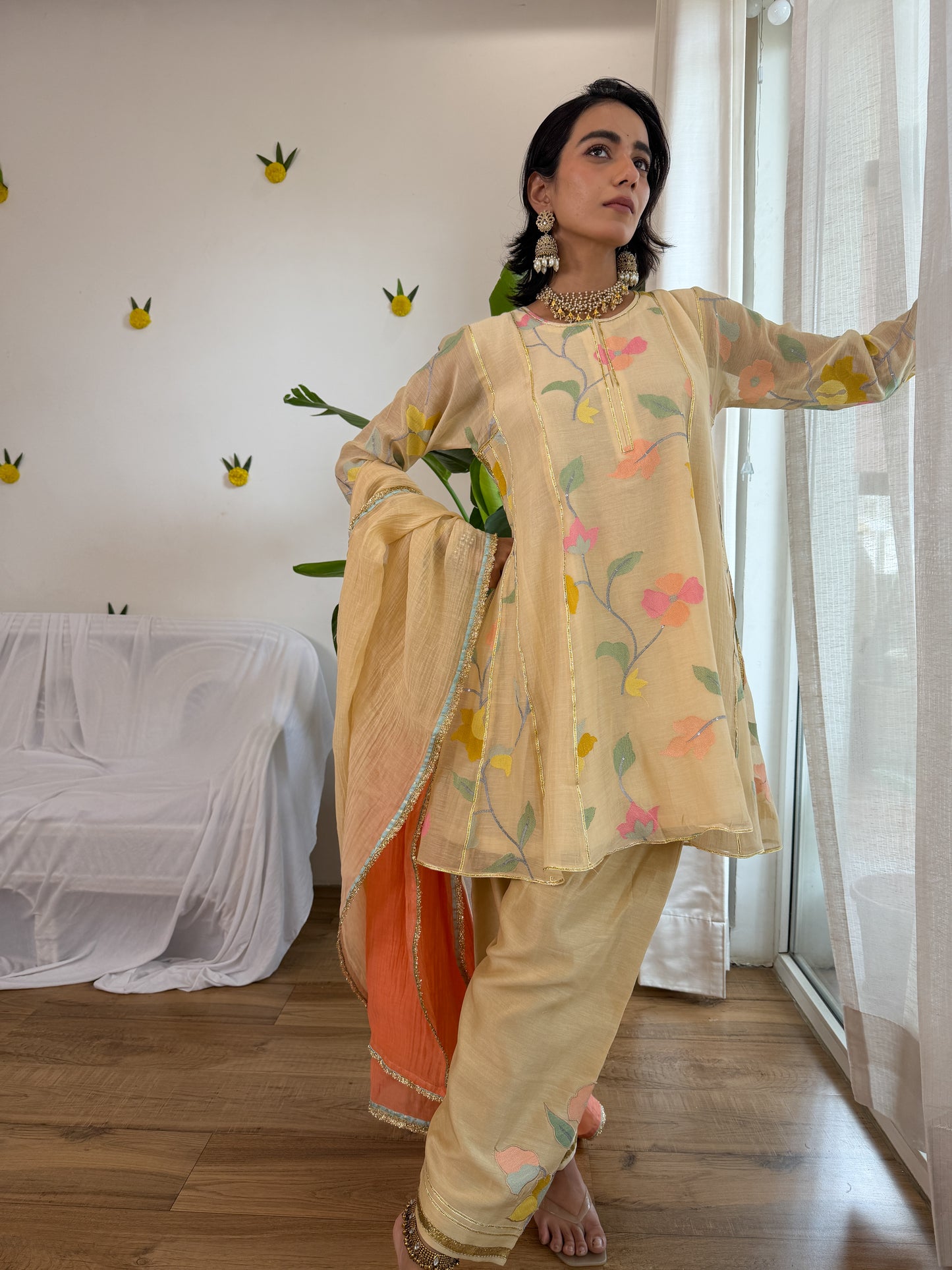 Ivory Gold Gota Set