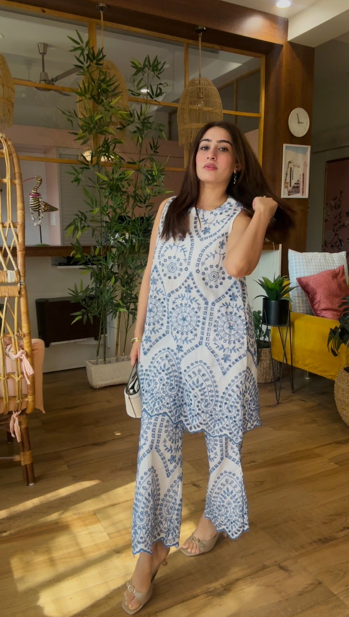 White & Blue Hakoba Set