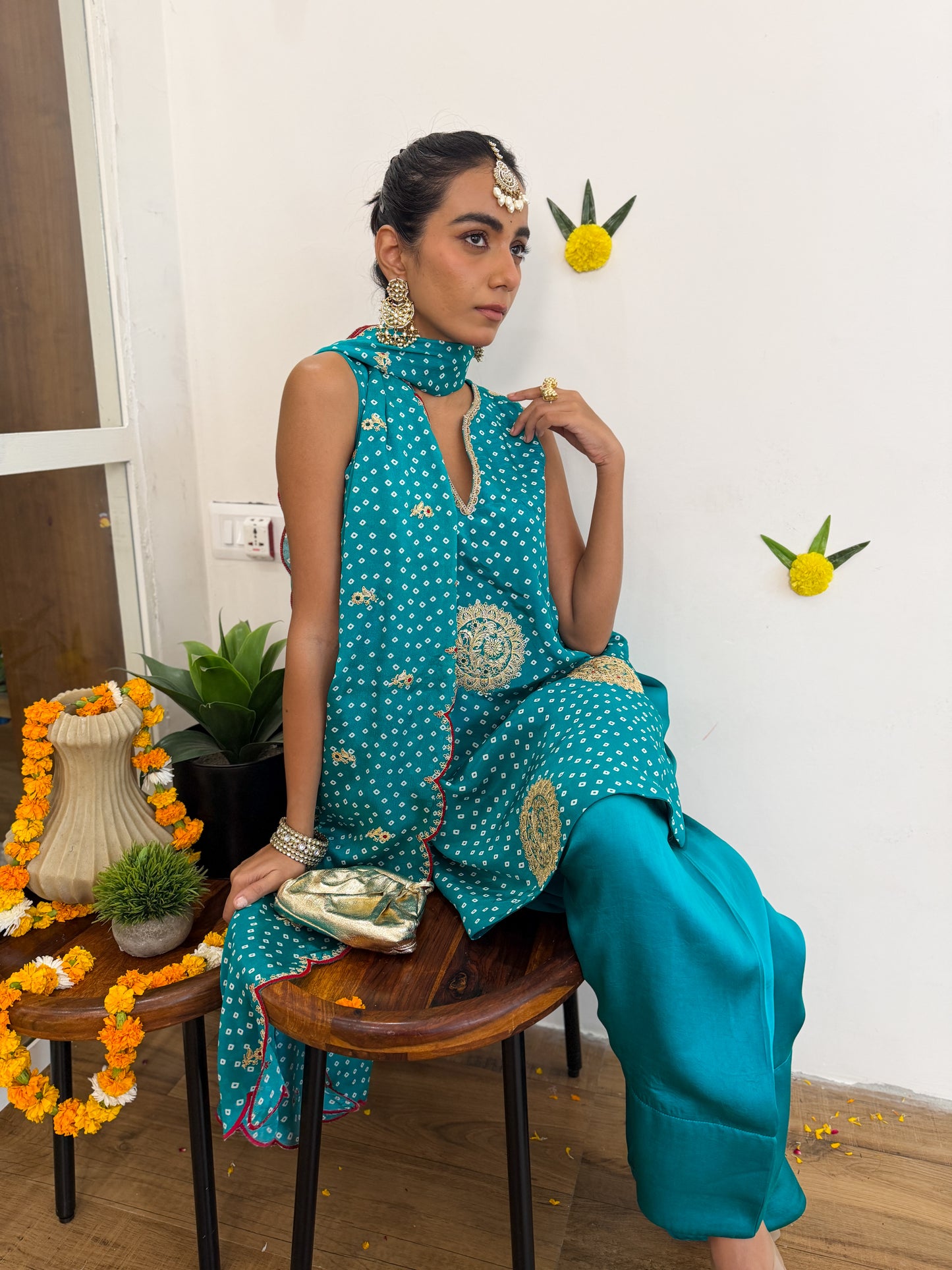 Teal Bhandhej set