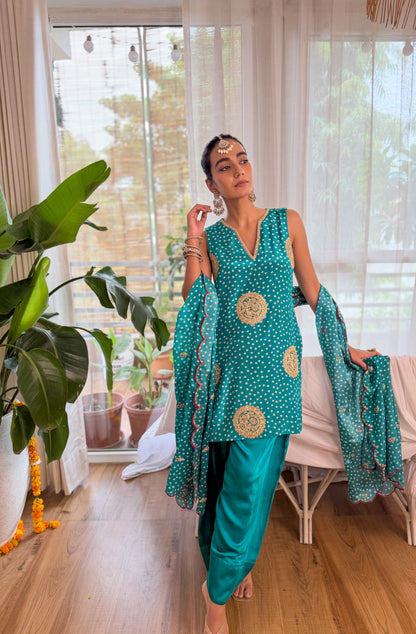 Teal Bhandhej set