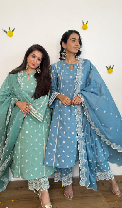 Embroidered flower applique kurta set
